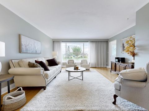 Photo 5 at 50 Dixfield Drive, West Deane, Toronto