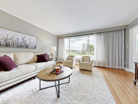 Photo 9 at 50 Dixfield Drive, West Deane, Toronto