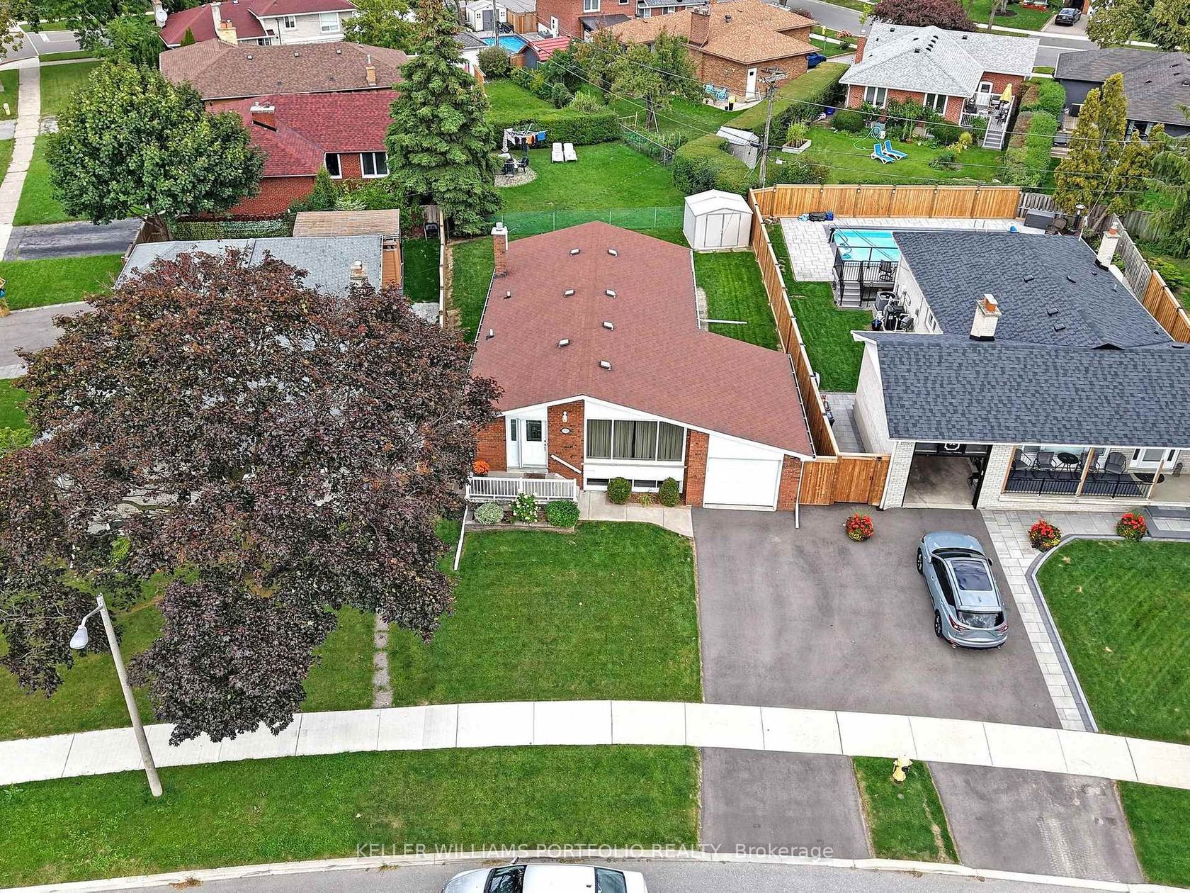 50 Dixfield Drive, West Deane, Toronto 