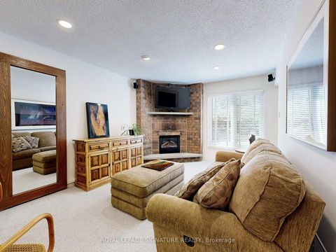 Photo 6 at 48 Millcroft Way, Brownridge, Vaughan