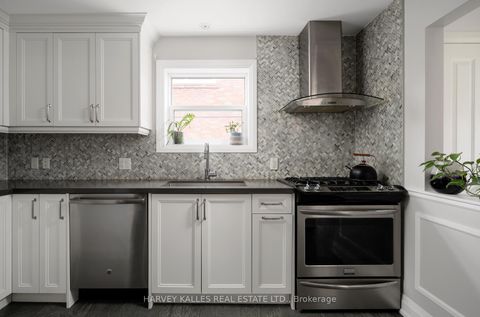 Photo 4 at 89 Charleswood Drive, Clanton Park, Toronto