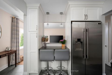 Photo 6 at 89 Charleswood Drive, Clanton Park, Toronto