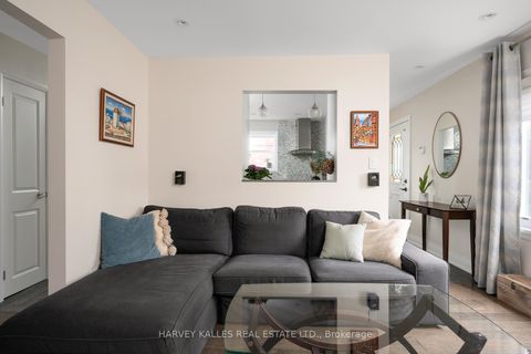 Photo 9 at 89 Charleswood Drive, Clanton Park, Toronto