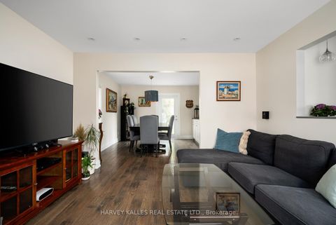 Photo 11 at 89 Charleswood Drive, Clanton Park, Toronto
