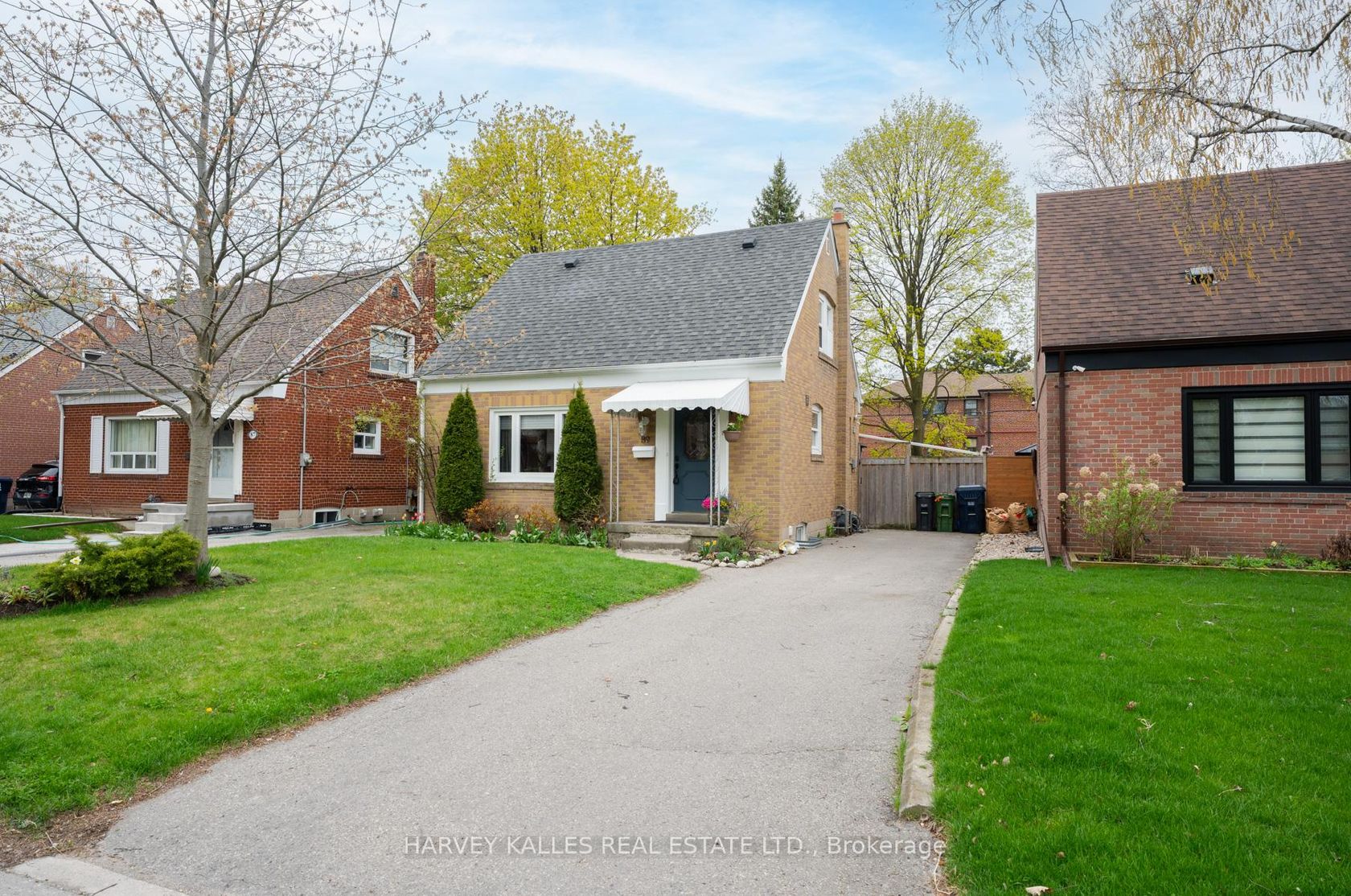 89 Charleswood Drive, Clanton Park, Toronto 