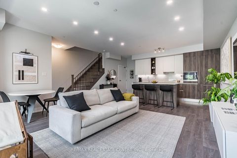Photo 5 at 12 - 66 Long Branch Avenue, Long Branch, Toronto
