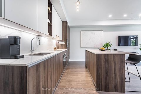 Photo 8 at 12 - 66 Long Branch Avenue, Long Branch, Toronto