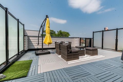Photo 34 at 12 - 66 Long Branch Avenue, Long Branch, Toronto