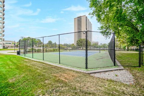 Photo 3 at 302 - 3131 Bridletown Circle, L'Amoreaux, Toronto