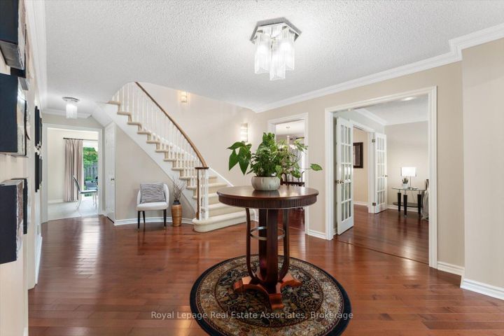 Photo 6 at 1546 Hollywell Avenue, East Credit, Mississauga