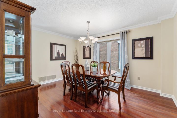 Photo 11 at 1546 Hollywell Avenue, East Credit, Mississauga
