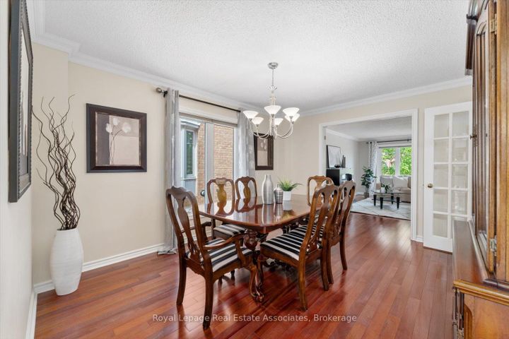 Photo 24 at 1546 Hollywell Avenue, East Credit, Mississauga