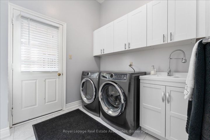 Photo 26 at 1546 Hollywell Avenue, East Credit, Mississauga