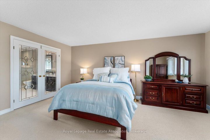 Photo 32 at 1546 Hollywell Avenue, East Credit, Mississauga