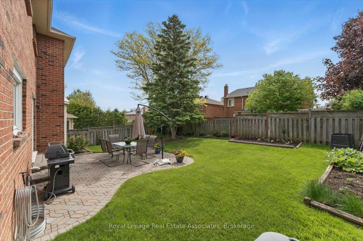 Photo 38 at 1546 Hollywell Avenue, East Credit, Mississauga