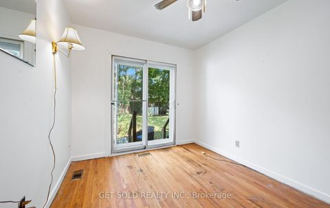 Photo 10 at 57 Taysham Crescent, Beaumonde Heights, Toronto