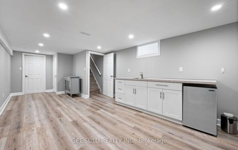 Photo 16 at 57 Taysham Crescent, Beaumonde Heights, Toronto