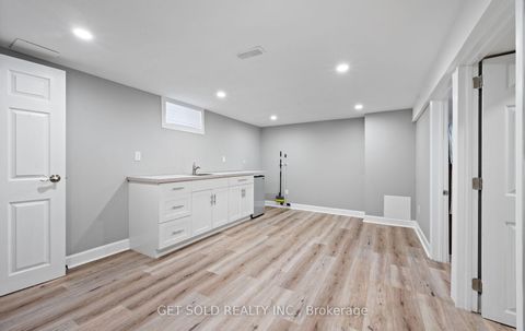 Photo 18 at 57 Taysham Crescent, Beaumonde Heights, Toronto