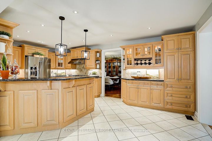 Photo 19 at 7 Brogan Court, Raymerville, Markham