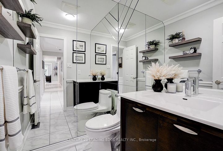 Photo 22 at 7 Brogan Court, Raymerville, Markham