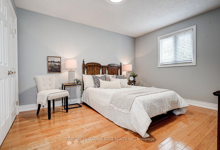 Photo 30 at 7 Brogan Court, Raymerville, Markham