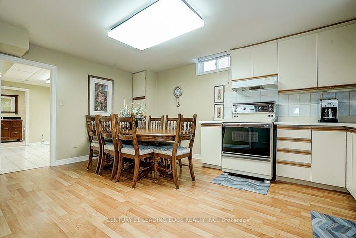 Photo 36 at 7 Brogan Court, Raymerville, Markham