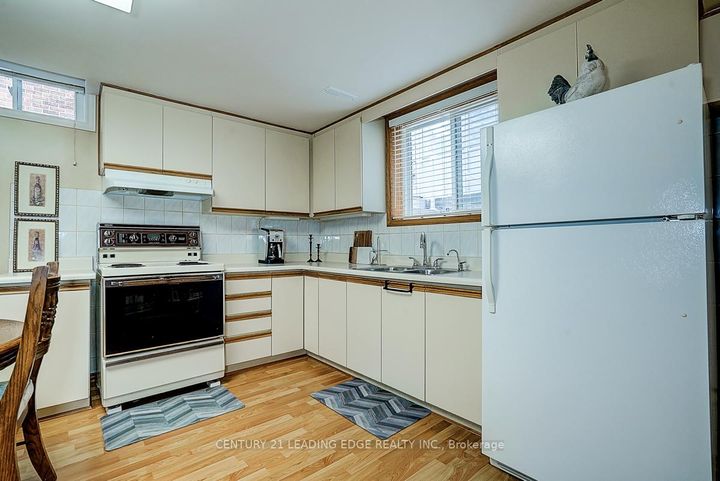 Photo 37 at 7 Brogan Court, Raymerville, Markham
