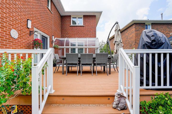 Photo 42 at 7 Brogan Court, Raymerville, Markham