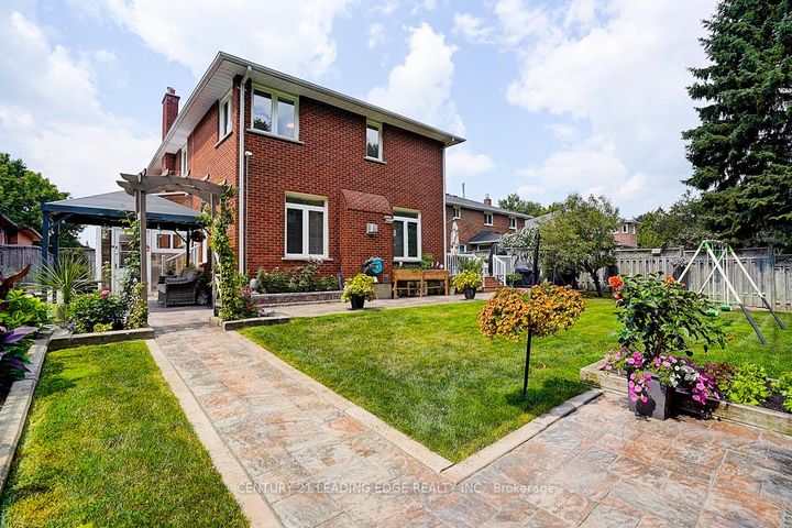 Photo 45 at 7 Brogan Court, Raymerville, Markham