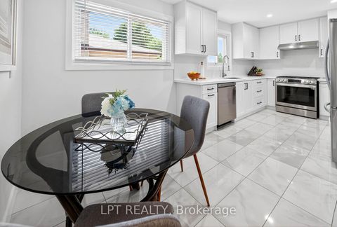Photo 9 at 918 Walton Boulevard, Williamsburg, Whitby
