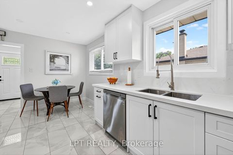 Photo 13 at 918 Walton Boulevard, Williamsburg, Whitby