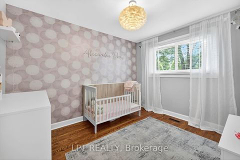 Photo 17 at 918 Walton Boulevard, Williamsburg, Whitby