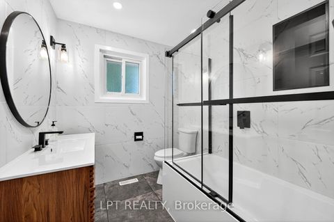 Photo 19 at 918 Walton Boulevard, Williamsburg, Whitby