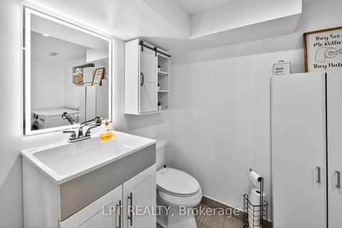 Photo 29 at 918 Walton Boulevard, Williamsburg, Whitby