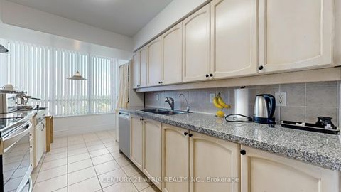 Photo 12 at 802 - 8 McKee Avenue, Willowdale East, Toronto