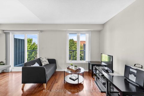 Photo 2 at 27 - 649E Warden Avenue, Birchmount, Toronto