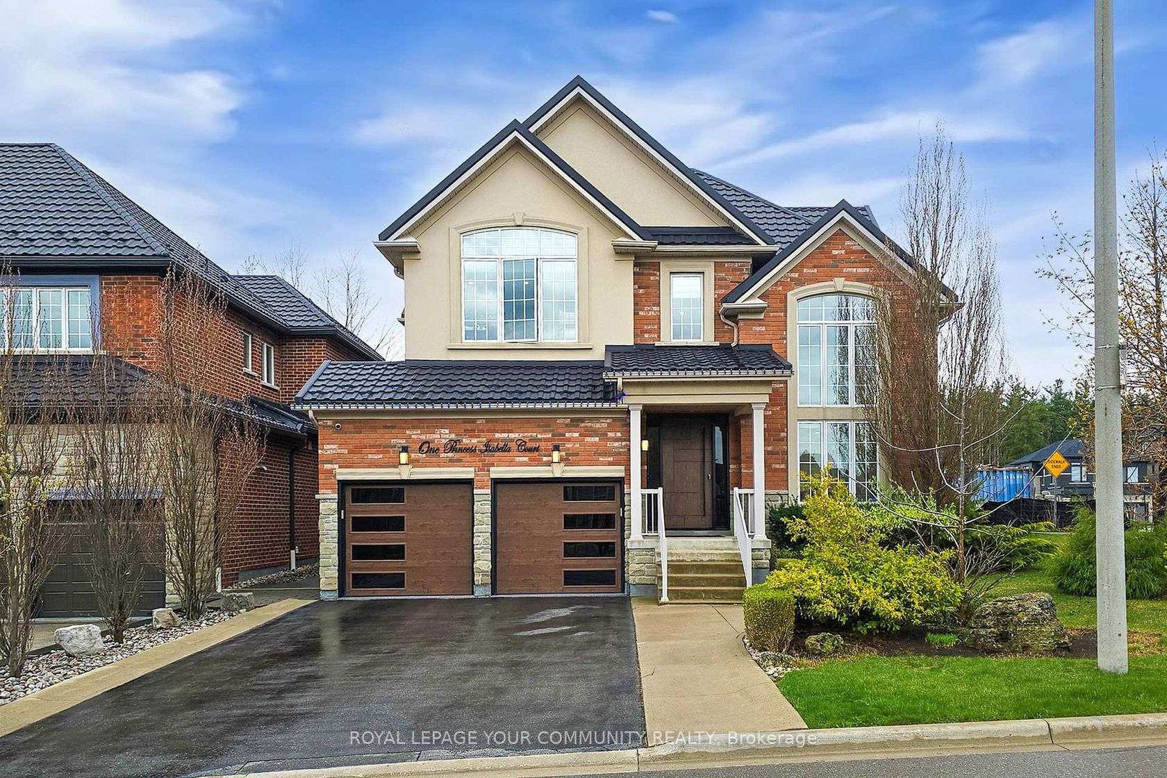 1 Princess Isabella Court, Patterson, Vaughan 