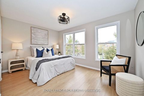 Photo 17 at 28 Wyatt Lane, Bayview Wellington, Aurora