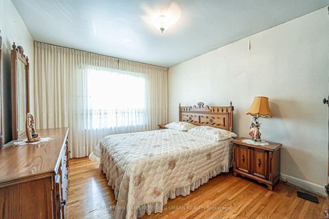 Photo 12 at 245 Falstaff Avenue, Maple Leaf, Toronto