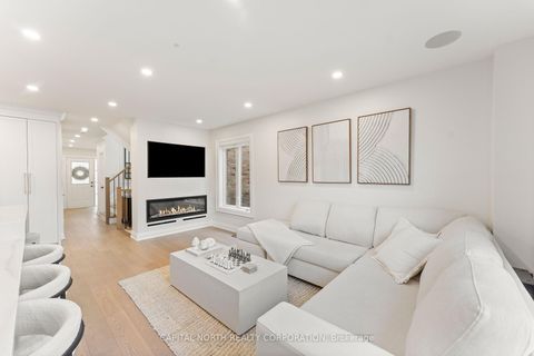 Photo 6 at 83 Treasure Hill Road, Maple, Vaughan