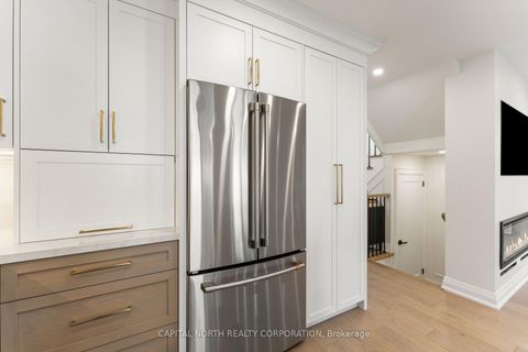 Photo 15 at 83 Treasure Hill Road, Maple, Vaughan
