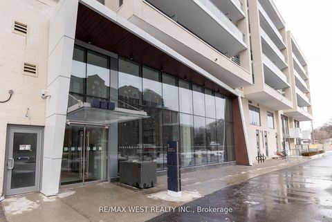 Photo 3 at 314 - 8 Olympic Garden, Newtonbrook East, Toronto