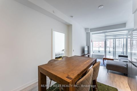 Photo 14 at 314 - 8 Olympic Garden, Newtonbrook East, Toronto