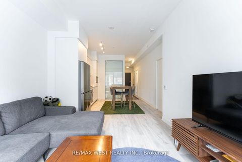 Photo 18 at 314 - 8 Olympic Garden, Newtonbrook East, Toronto