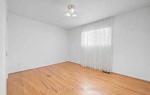 Photo 14 at 54 Ringway Crescent, Old Rexdale, Toronto