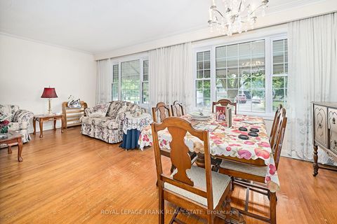 Photo 9 at 28 Winnipeg Road, The Westway, Toronto
