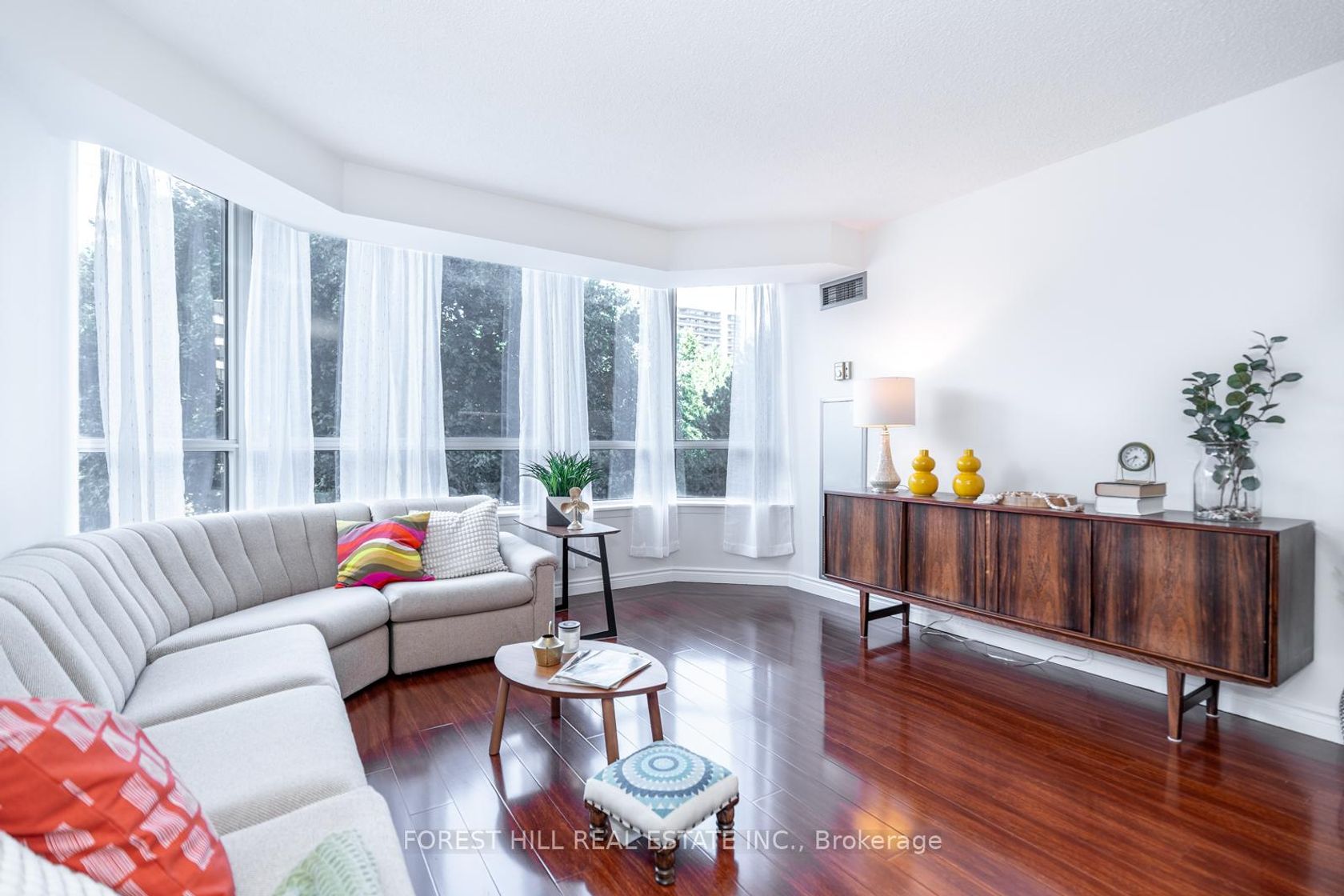 303 - 225 Bamburgh Circle, Steeles, Toronto 