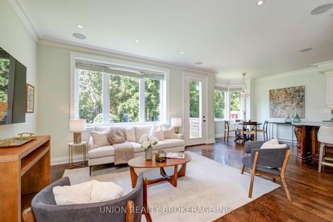 Photo 8 at 12 Gradwell Drive, Cliffcrest, Toronto