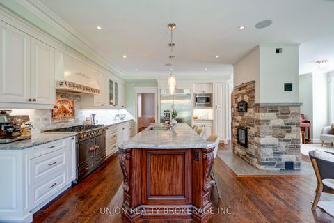 Photo 14 at 12 Gradwell Drive, Cliffcrest, Toronto