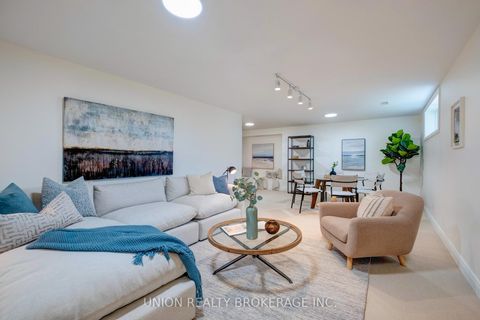Photo 32 at 12 Gradwell Drive, Cliffcrest, Toronto